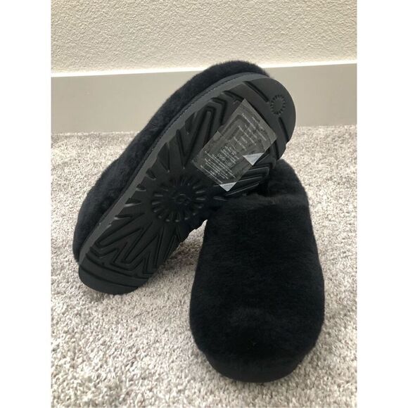 UGG Classic Cozy Bootie Slipper Women’s Size 7 - Picture 5 of 7